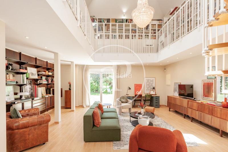 Foto 2ab188cd-3982-458b-95ef-458e153b373f. Alquiler casa  unifamiliar en alquiler en urbanización La Moraleja La Moraleja