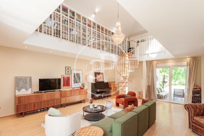 Foto 871f6438-a2f5-4349-aae9-0709dd08fcf2. Alquiler casa  unifamiliar en alquiler en urbanización La Moraleja La Moraleja