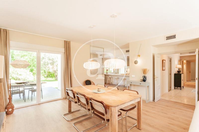 Foto 8e643e78-e87c-4e80-b7a7-fb89d2f834f3. Lloguer casa amb calefacció aparcament piscina a La Moraleja