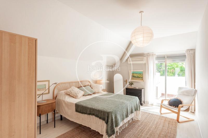 Foto 1165ea41-21f5-4918-8de4-3e7b4e0f6dbb. Location maison avec chauffage parking piscine dans La Moraleja