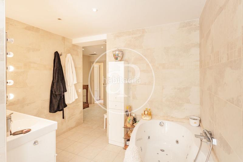 Foto 66d702ce-30a9-4899-a811-a5a9a10cc322. Location maison avec chauffage parking piscine dans La Moraleja