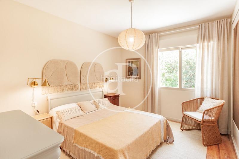 Foto 5ef2b6fb-7085-41dd-a694-ee12282a7f3b. Rent house with heating parking pool in urbanización La Moraleja La Moraleja