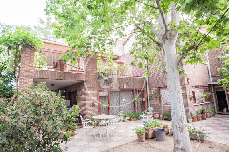 Foto dc06e54f-f2a9-47d1-b392-aaed2c867803. Maison avec chauffage parking dans Peñagrande Madrid