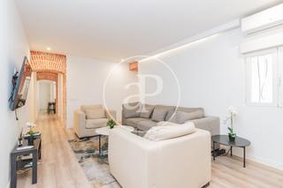 Piso  C. de moratín. Piso en venta en calle moratín