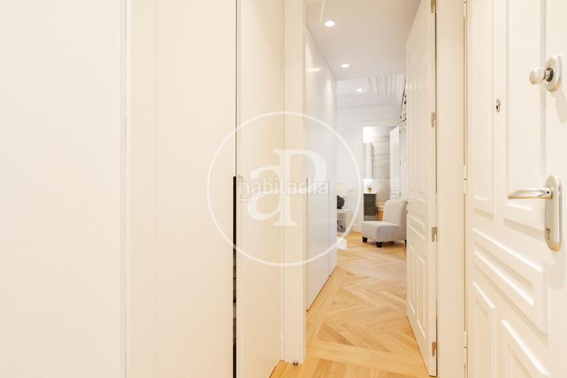 Foto 6f8173f9-3972-41e3-bdb2-c6f640ddae0b. Ático  en venta en malasaña en Justicia-Chueca Madrid