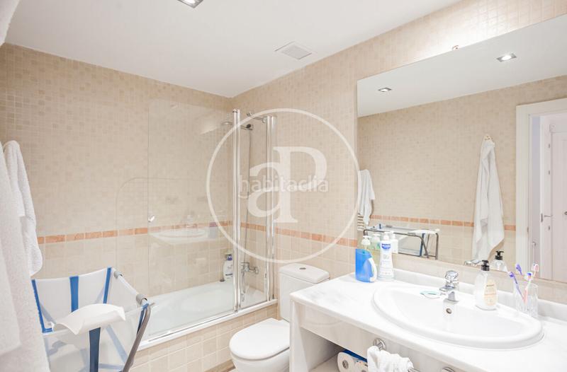 Foto 0a4d376e-2ca1-472a-8cac-b9fc6b28ab29. Attique avec chauffage parking piscine dans Encinar de los Reyes La Moraleja