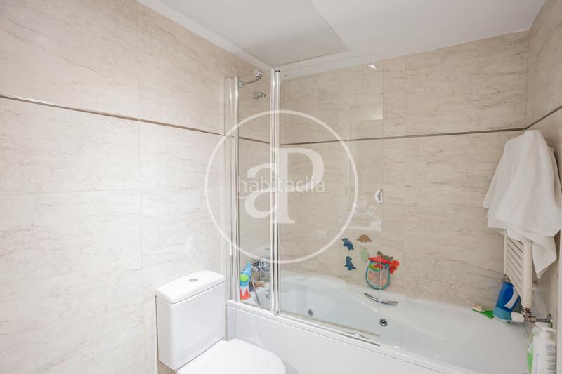 Foto 587dcc3e-31f9-4a47-951a-1916346829d2. Attique avec chauffage parking piscine dans Encinar de los Reyes La Moraleja