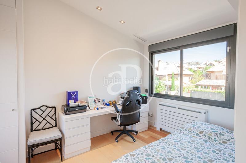 Foto 85e97403-32d1-4bb4-839b-e1ba4a1f7c02. Attique avec chauffage parking piscine dans Encinar de los Reyes La Moraleja