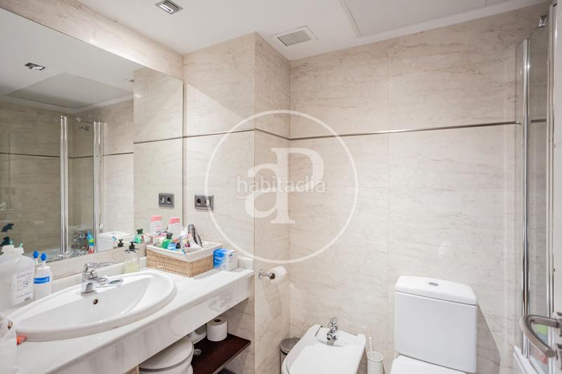 Foto 940d0216-1b0c-4a51-8171-42fbf69eb8bc. Attique avec chauffage parking piscine dans Encinar de los Reyes La Moraleja