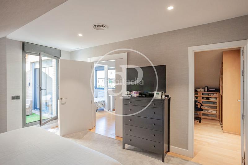 Foto f4d9daed-56a1-431b-bcde-4c6cfd0148bd. Attique avec chauffage parking piscine dans Encinar de los Reyes La Moraleja