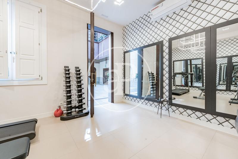 Foto 85b1c5d6-e81d-4930-967a-2b669ad46557. Attico con riscaldamento parcheggio in Embajadores-Lavapiés Madrid