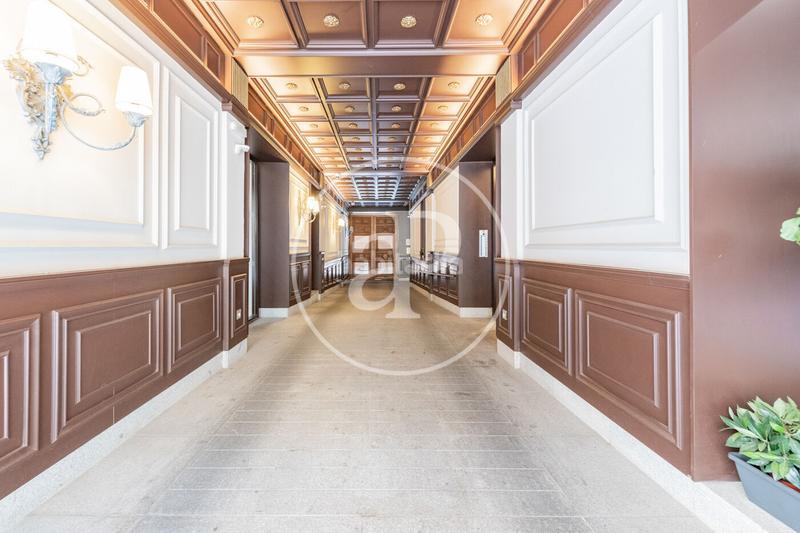 Foto 89d87e0a-e99b-4153-8c24-df180da1555c. Attico con riscaldamento parcheggio in Embajadores-Lavapiés Madrid