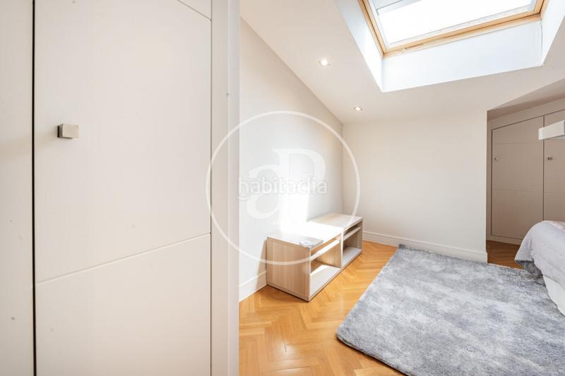 Foto 963f2464-bf0b-4986-a8ee-6df1d05781c8. Attico con riscaldamento parcheggio in Embajadores-Lavapiés Madrid