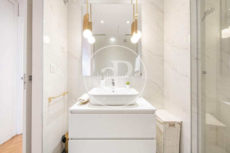 Foto 9eb4377e-3ba2-4e95-85d4-c3ced81b943b. Attico con riscaldamento parcheggio in Embajadores-Lavapiés Madrid