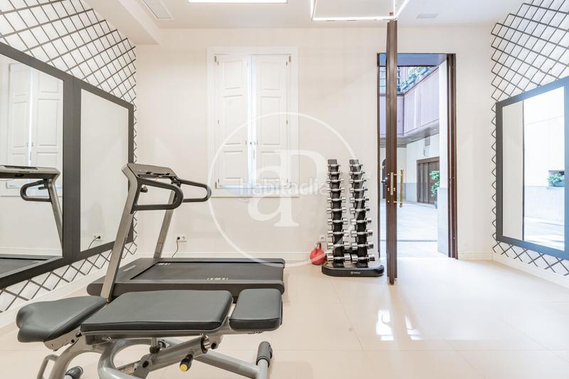 Foto cd85e140-3a4a-4d4c-b563-207cf0016b5a. Attico con riscaldamento parcheggio in Embajadores-Lavapiés Madrid