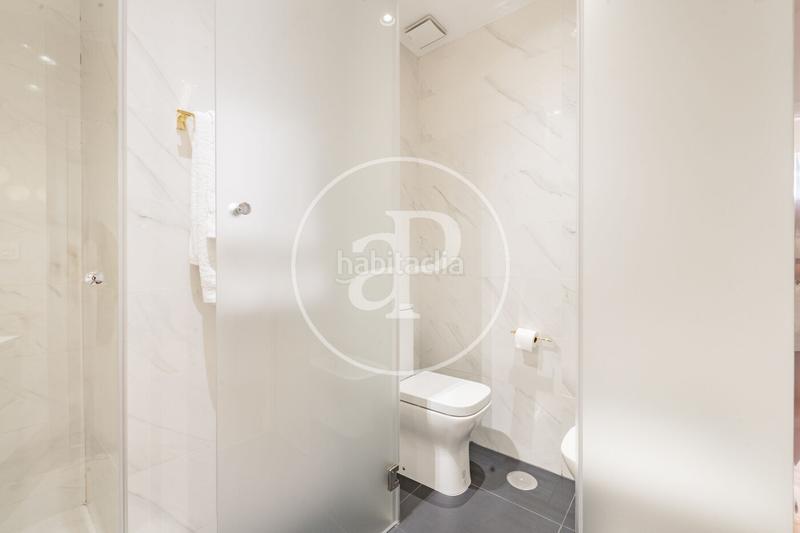 Foto dd865a95-9f52-4c4f-b1a2-74817828cca9. Attico con riscaldamento parcheggio in Embajadores-Lavapiés Madrid