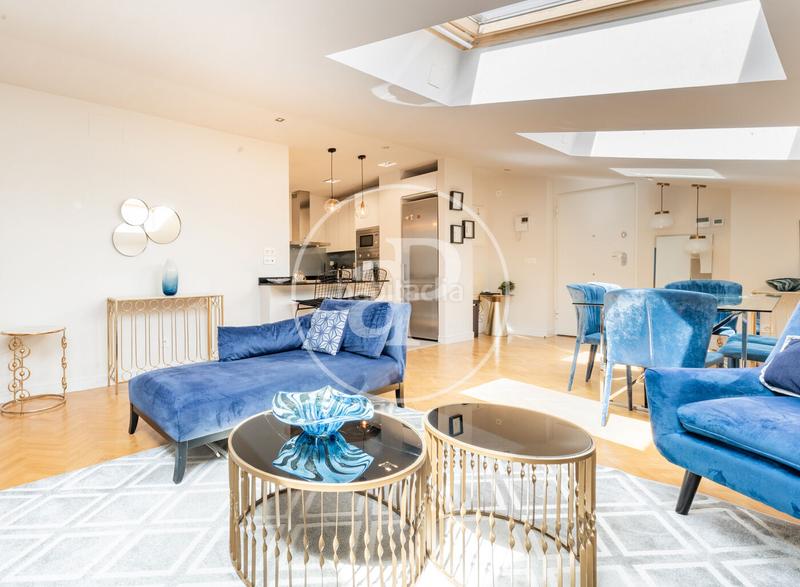 Foto e5f527b5-0012-46eb-9bd3-13f06d5277d6. Attico con riscaldamento parcheggio in Embajadores-Lavapiés Madrid