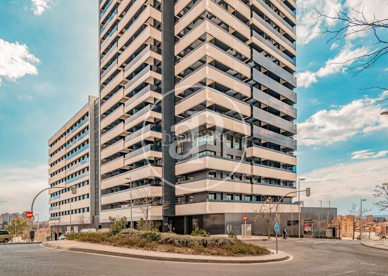 Foto 78af4af6-90d2-4d26-a44e-242963663a03. Location appartement avec chauffage parking piscine dans Madrid
