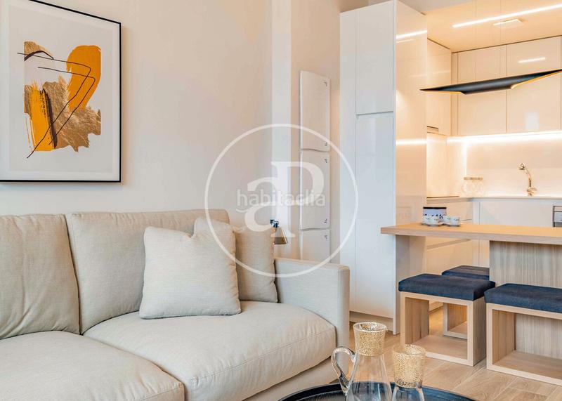Foto 2c57c660-5543-4de8-9b4f-a82ad1350d1b. Rent flat with heating parking pool in Valdeacederas Madrid