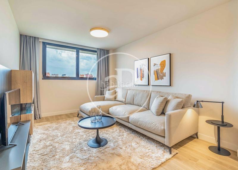 Foto a0cd6955-52fb-4588-8d87-cc4671c80857. Rent flat with heating parking pool in Valdeacederas Madrid
