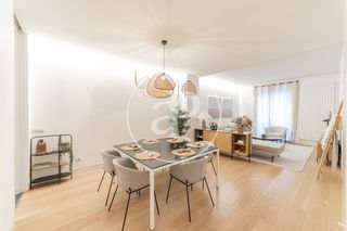 Location Appartement  Calle de génova. Vivienda en alquiler en calle génova.
