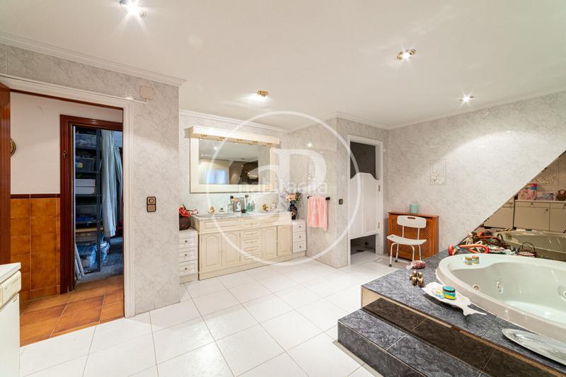 Foto 382155fc-71a0-4c4f-86db-d7c5999c5493. Haus mit heizung parking pool in Santo Domingo