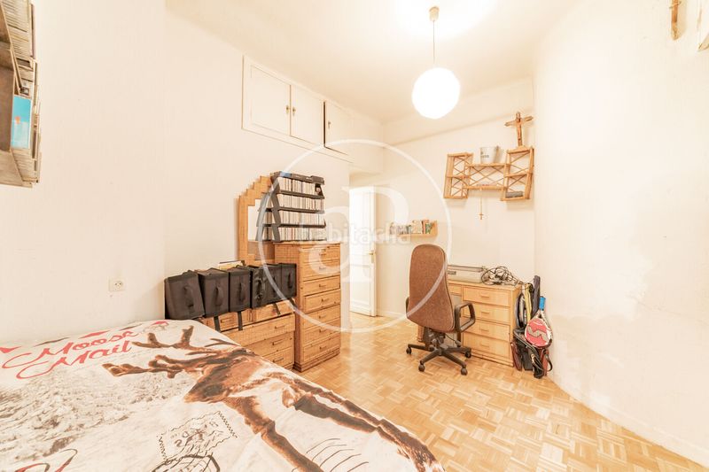 Foto 6e61f577-ada6-4c70-9407-39ea0bca858f. Pis amb calefacció aparcament a Castellana Madrid