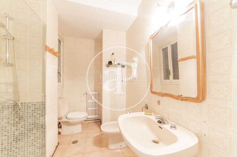 Foto 753fd2b7-2586-4f6b-872f-fc014aa8676f. Pis amb calefacció aparcament a Castellana Madrid