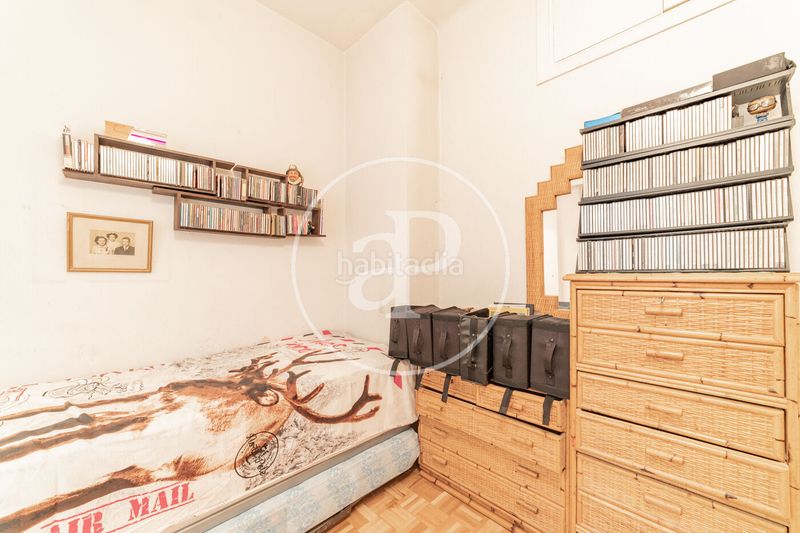 Foto d50bcdff-4a2e-497e-af94-ec2181864209. Pis amb calefacció aparcament a Castellana Madrid