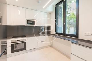 Casa aparellada a Fuente del Berro. Casa en venta en fuente del berro