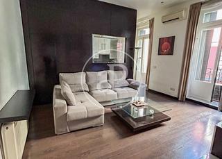 Pis a Universidad-Malasaña. Piso en venta en calle de los reyes