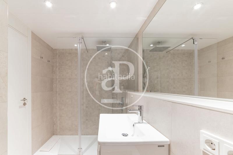 Foto 808b3f7c-6c64-4fd2-bbb3-59bbfabc1a22. Location appartement avec chauffage parking piscine dans Madrid