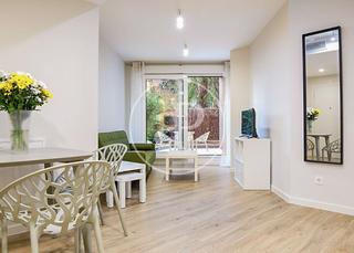 Location Appartement  C. de arturo soria. Bajo en alquiler en arturo soria
