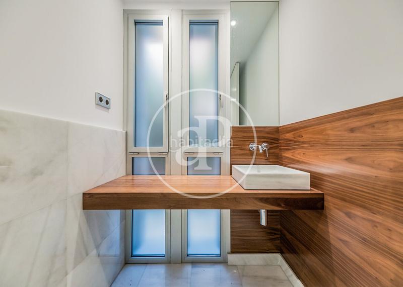 Foto c5c6d86b-843c-4ce7-a2c4-7b211da1999f. Doppelhaus mit heizung parking pool in Canillas Madrid