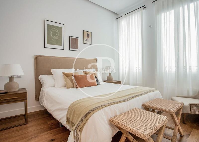 Foto 4c5572fc-5a1f-407c-b9e6-f3dfa26e92c8. Alquiler piso  en alquiler en calle juan de mena en Madrid