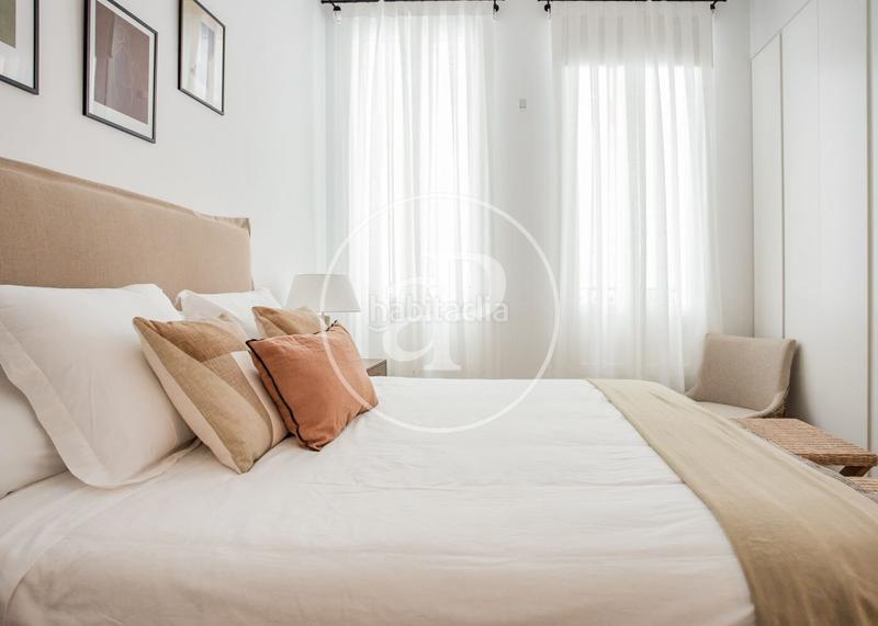 Foto 62909f1b-7db5-4ff7-a9a1-bb1ea8361f18. Alquiler piso  en alquiler en calle juan de mena en Madrid