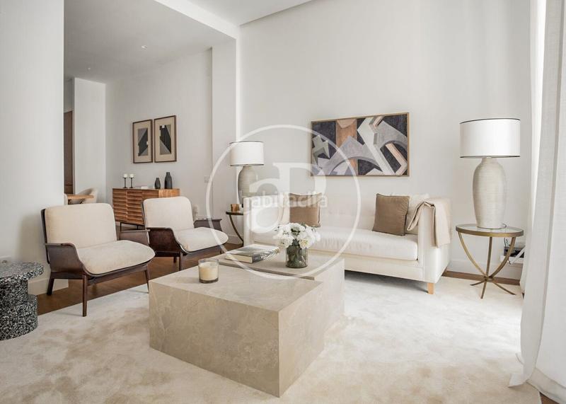 Foto 6a5f5dc8-4362-4196-9f74-6fa64b2dcb13. Alquiler piso  en alquiler en calle juan de mena en Madrid