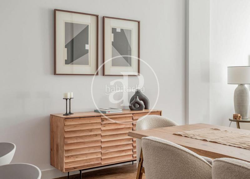 Foto 93accfc0-9808-4328-926a-8b5e1d8836aa. Alquiler piso  en alquiler en calle juan de mena en Madrid