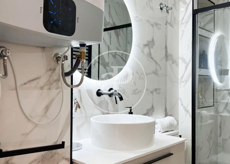 Foto fd12e1f2-f85d-4ec0-94a4-562dfdc7323f. Attique avec chauffage dans Arapiles Madrid