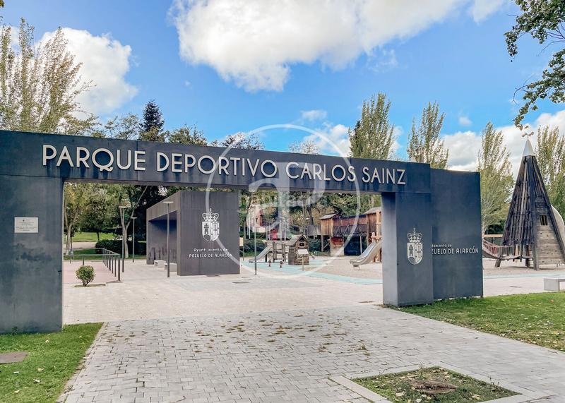 Foto 67a5872c-8654-44d2-8fb7-9ef06f336839. Terreno residenziale in Pueblo Pozuelo de Alarcón