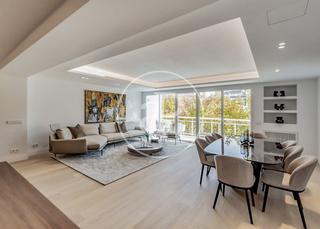 Pis  C. de serrano. Piso en venta en calle serrano