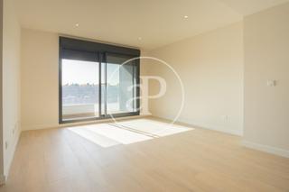 Rent Flat  C. san epifanio. Piso de obra nueva en alquiler en madrid río