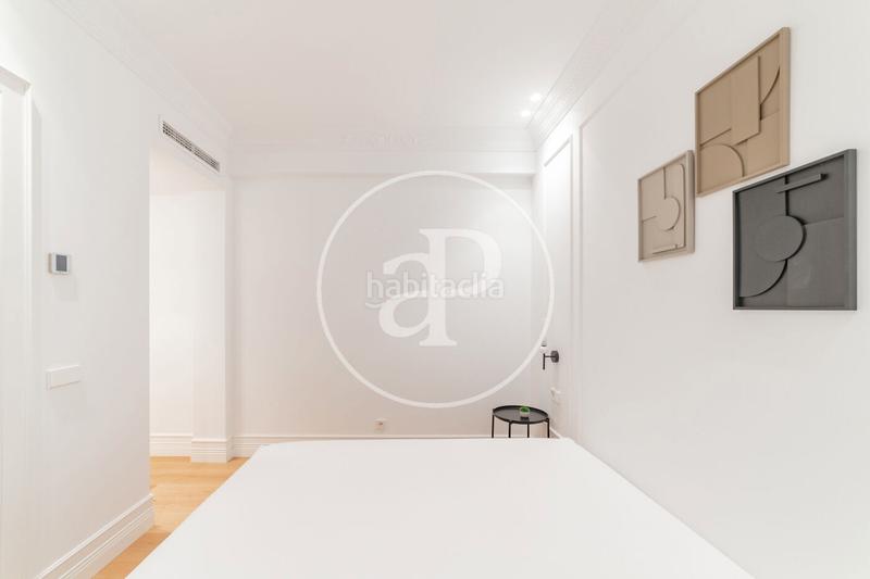 Foto 68f04a1f-6152-486b-9f34-17a892071b85. Rent flat with heating in Jerónimos Madrid