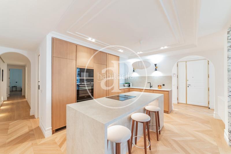 Foto 6aad9a8b-759e-4610-9ffa-24c6640afacc. Rent flat with heating in Jerónimos Madrid