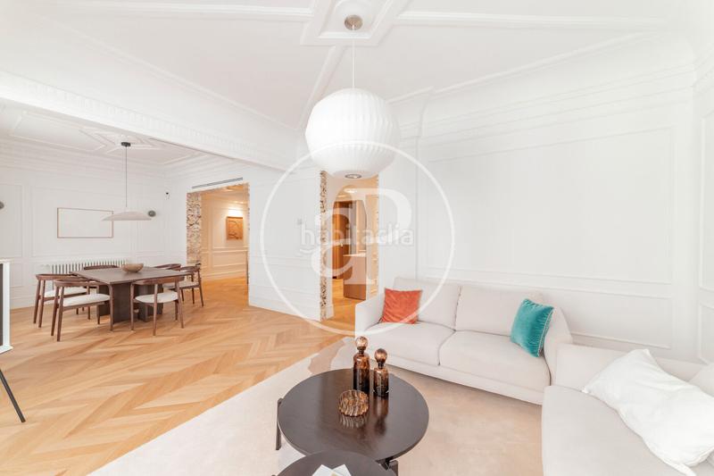 Foto e7a0b844-9dbf-4138-bebd-6f9a512c8051. Rent flat with heating in Jerónimos Madrid