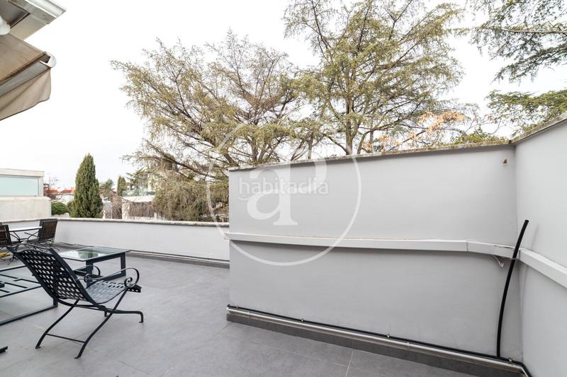 Foto 5d0d38c0-76ee-4cb7-9665-eb9a837cd383. Duplex con riscaldamento parcheggio piscina in Nueva España Madrid