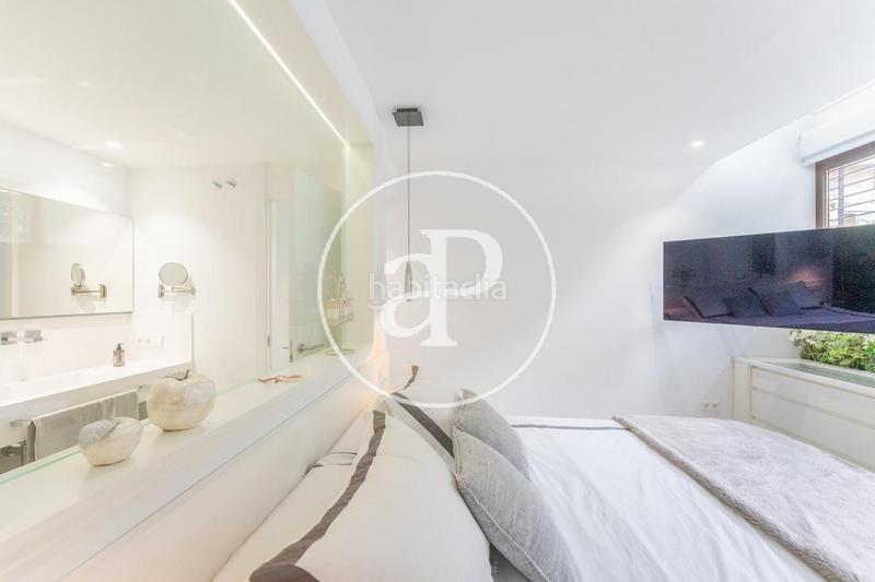 Foto 2195c7fc-3fc2-47a3-b331-626fcd5f6b88. Dúplex  en venta en Jerónimos en Jerónimos Madrid