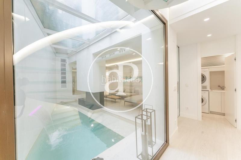 Foto 524c6869-dd4a-420e-be70-90ce2d3b0526. Dúplex  en venta en Jerónimos en Jerónimos Madrid