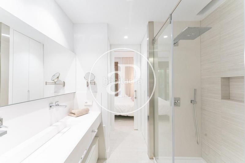 Foto 85fd6ad0-72fc-4279-987f-1ed2a865bcf4. Dúplex  en venta en Jerónimos en Jerónimos Madrid