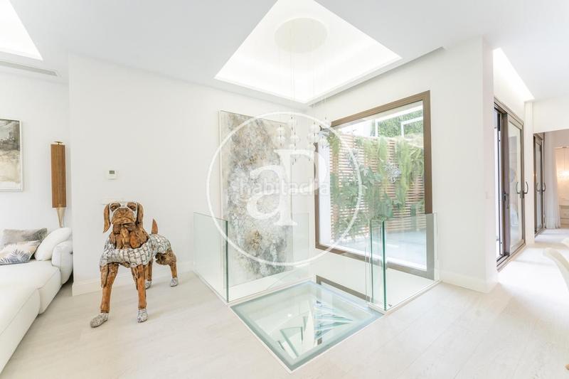 Foto c42bcba2-2bf8-422a-b1b4-f0bb4c26a426. Dúplex  en venta en Jerónimos en Jerónimos Madrid